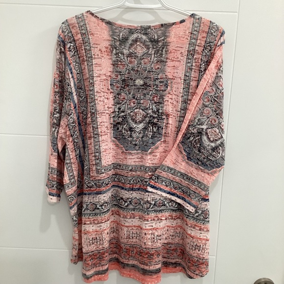 CJ Banks lady’s tunic top X large. - Picture 3 of 4